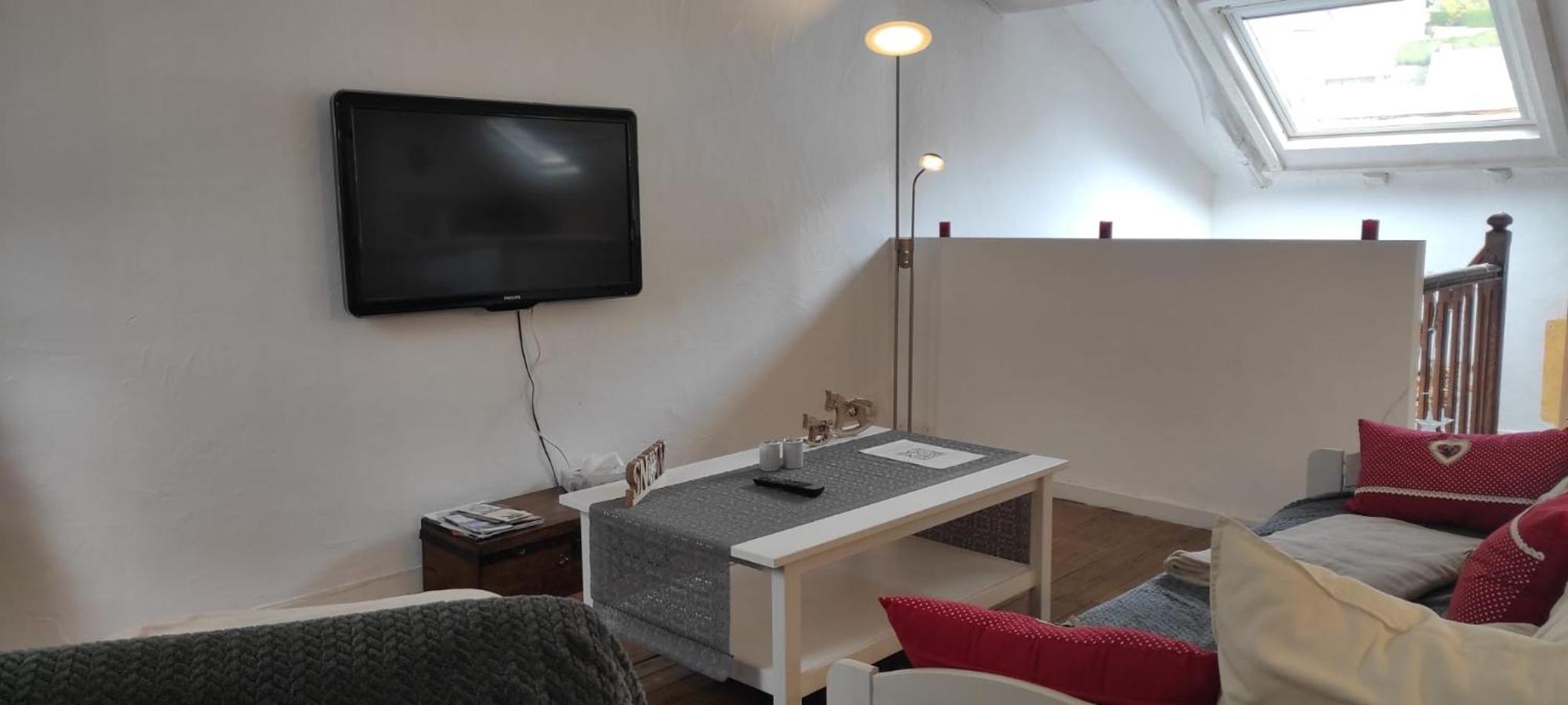Studio, T2 et T4 - Cliquez ici pour voir nos autres logements dispo et les tarifs - Le Refuge Toy Luz-Saint-Sauveur Chambre photo